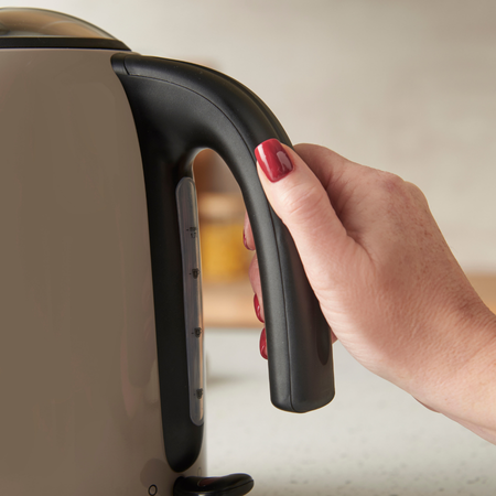 Russell Hobbs Classics Kettle 28511 (Mocha) - Vibe Home