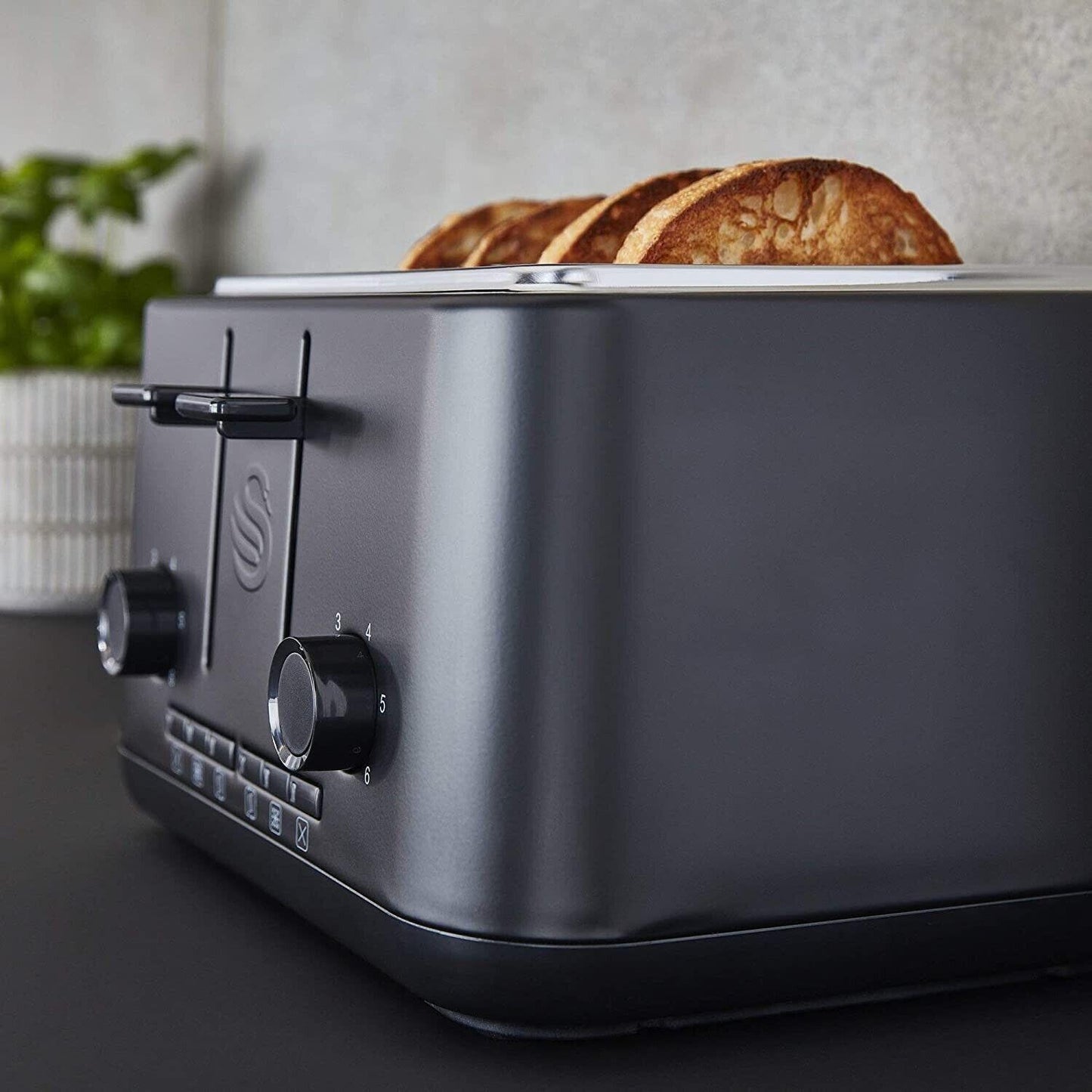 Swan Stealth Kettle & 4 Slice Toaster Kitchen Set (Matte Black) - Vibe Home