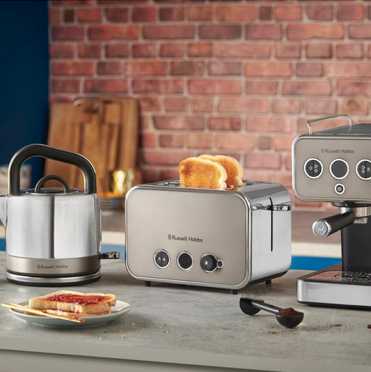 Russell Hobbs Distinctions Kitchen Kettle & Toaster Collection