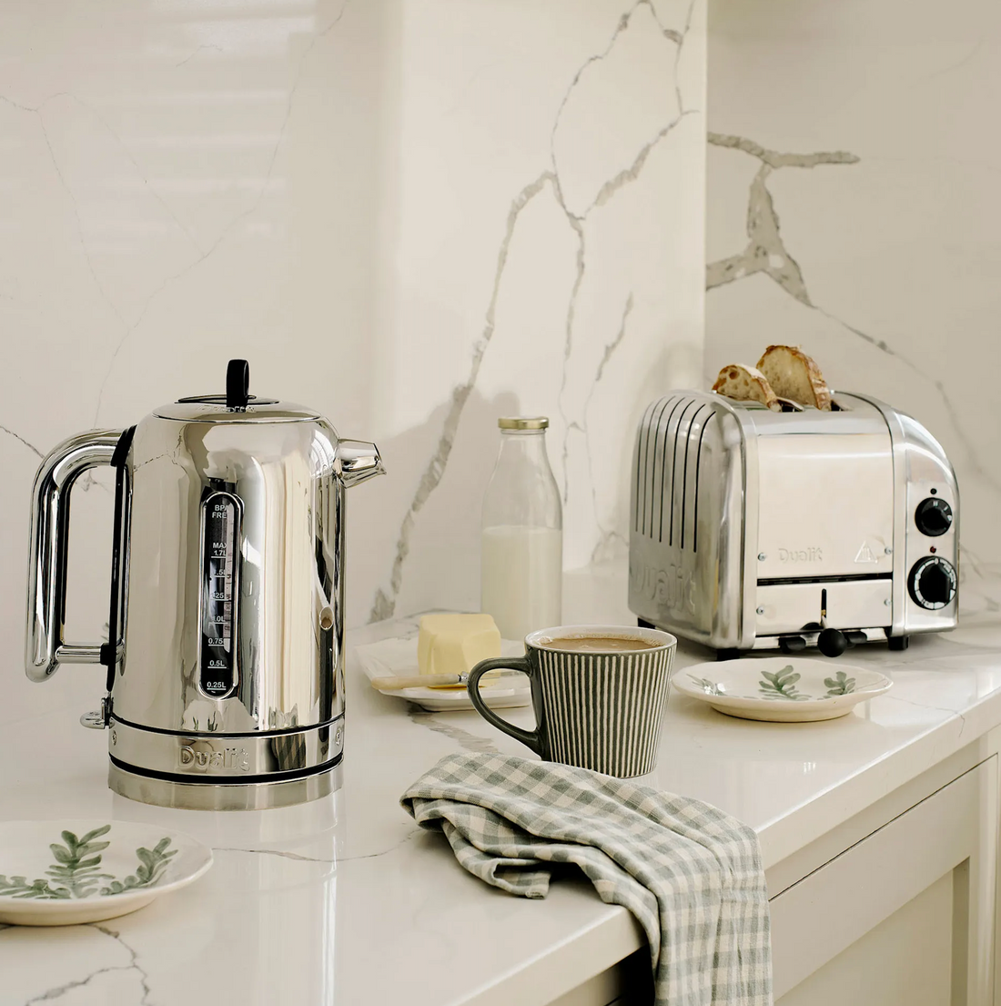 Ugrade your kitchen with Dualit Kettle & Toaster Duo