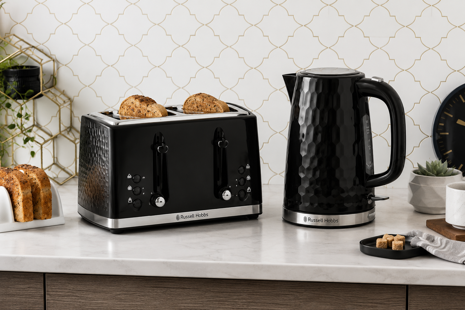 Russell Hobbs Honeycomb black Kettle & Toaster Set