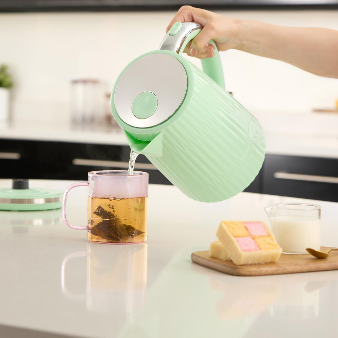 Russell Hobbs Eden Jug Kettle & 2 Slice Toaster Kitchen Set (Pistachio) - Vibe Home