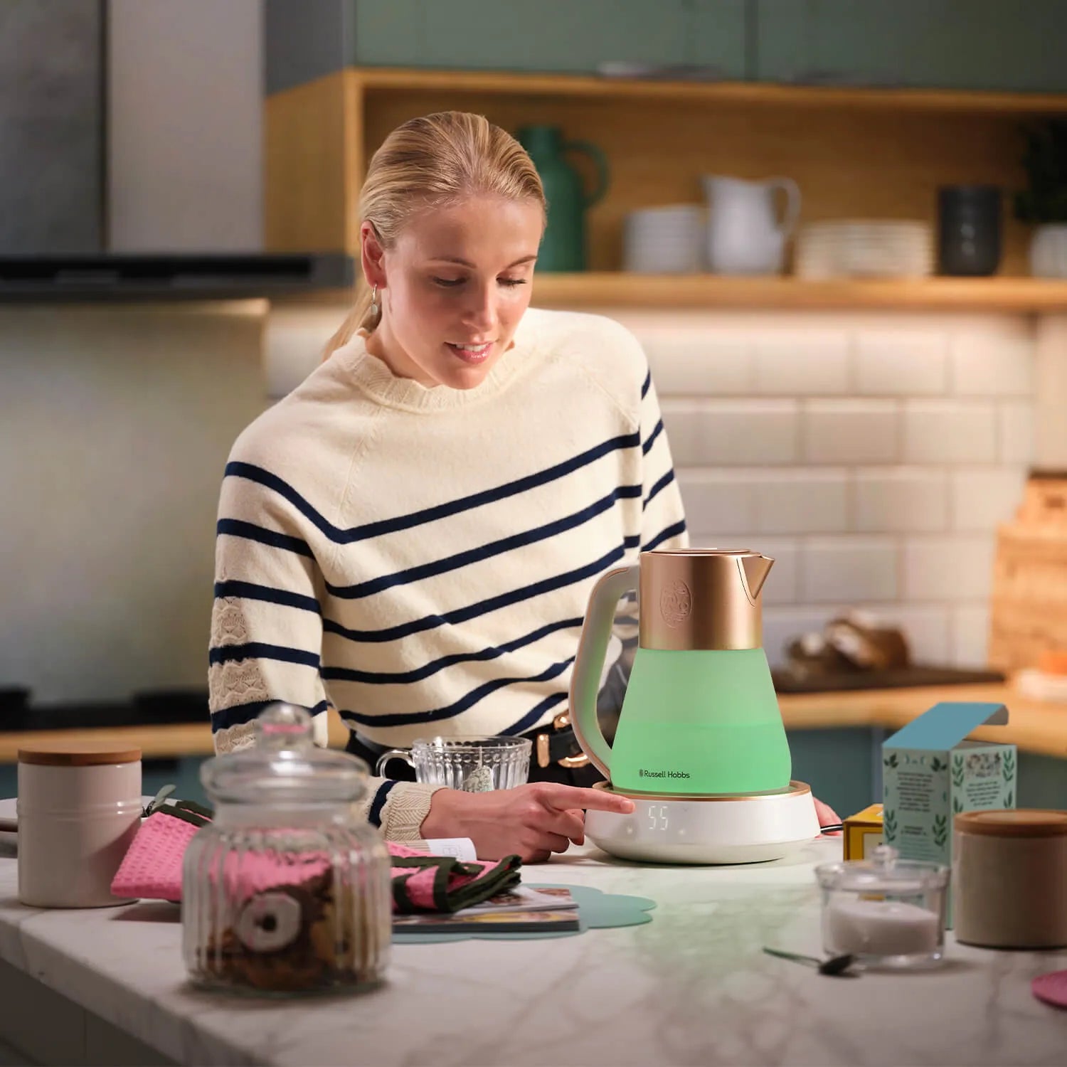 Russell Hobbs Calm Jug Kettle 27450 (Copper) - Vibe Home