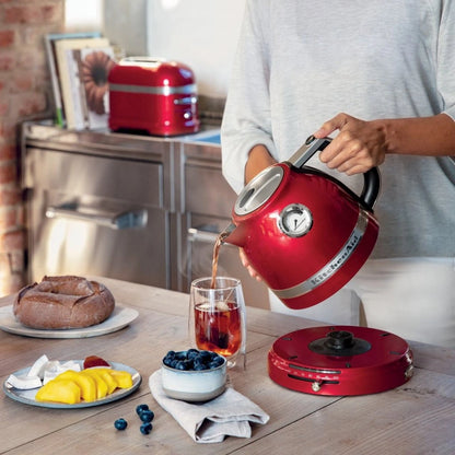 KitchenAid Artisan Jug Kettle 5KEK1522BCA (Candy Apple Red)