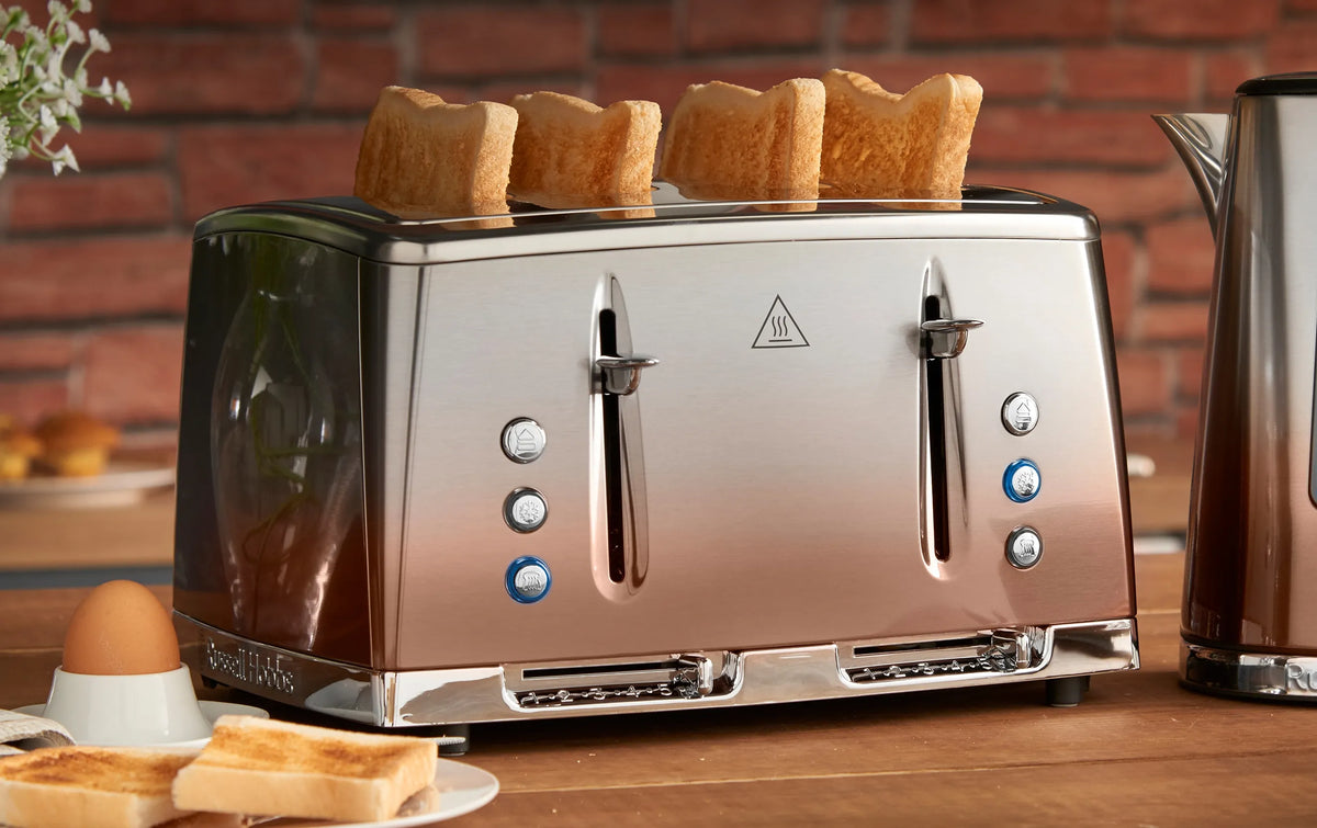 Russell Hobbs Russell Hobbs Eclipse 4 Slice Toaster 25143 (Copper Accents)