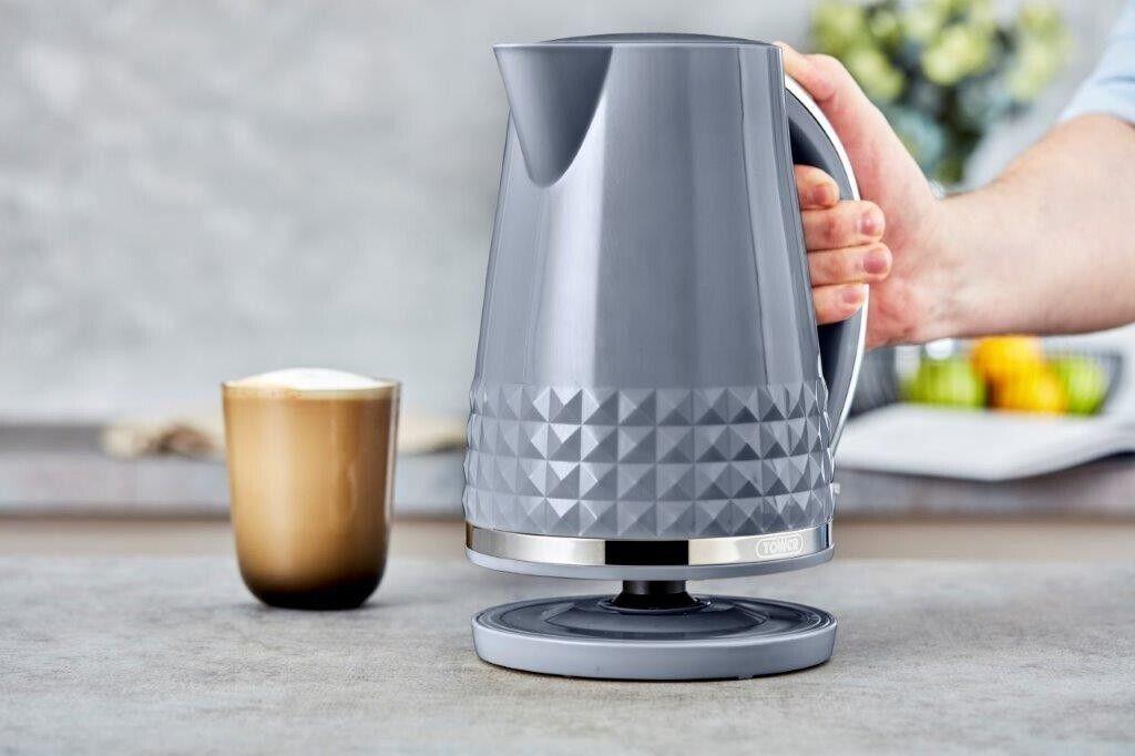 Tower Solitaire Kettle & 2 Slice Toaster Kitchen Set (Grey) - Vibe Home