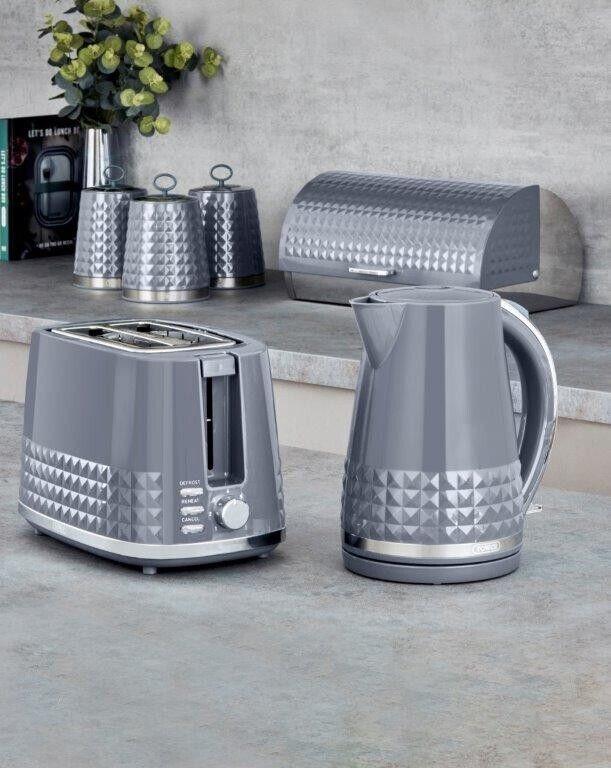 Tower Solitaire Kettle & 2 Slice Toaster Kitchen Set (Grey) - Vibe Home