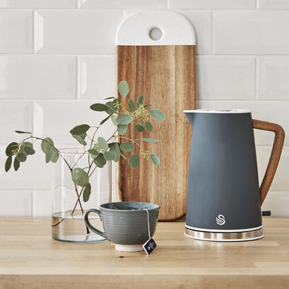 Swan Nordic Kettle & 4 Slice Toaster Kitchen Set (Grey) - Vibe Home