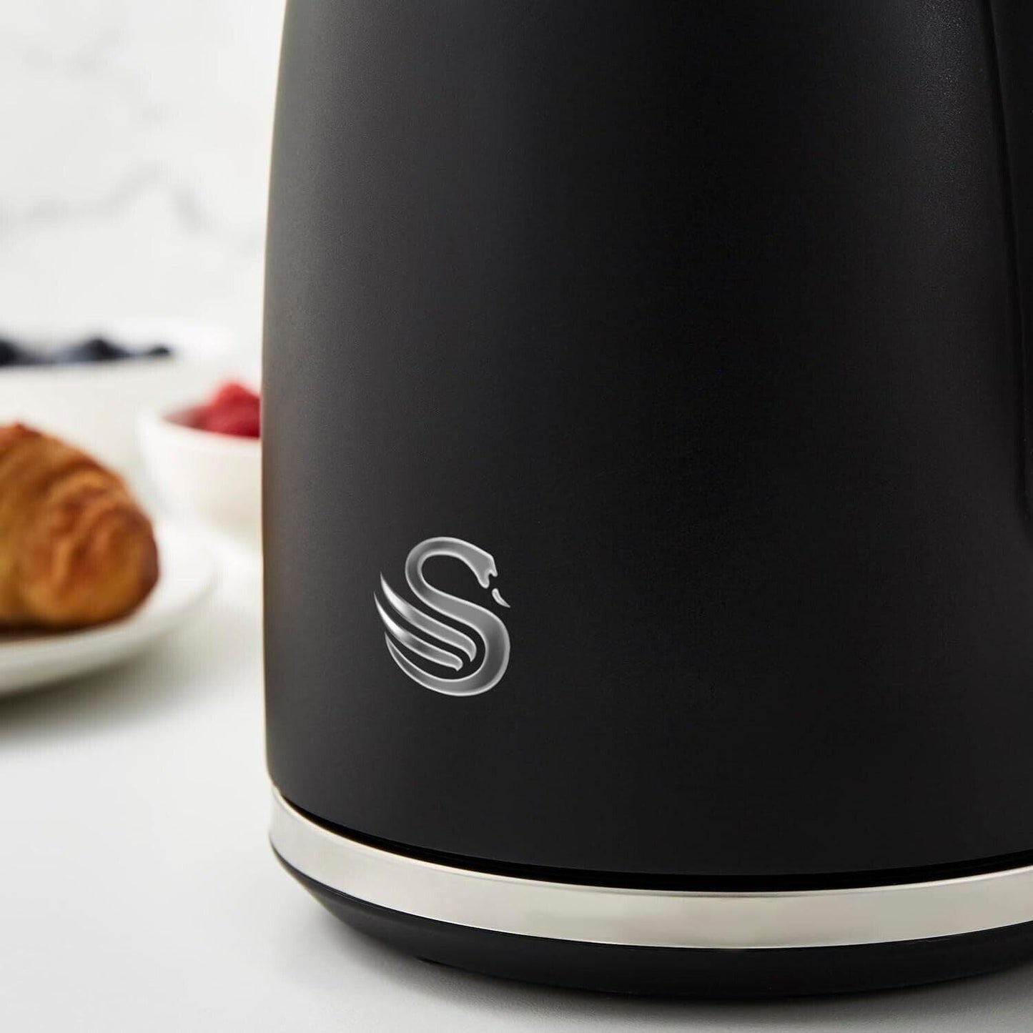 Swan Serenity Kettle, 4 Slice Toaster, Bread Bin & Canisters Kitchen Set (Black) - Vibe Home
