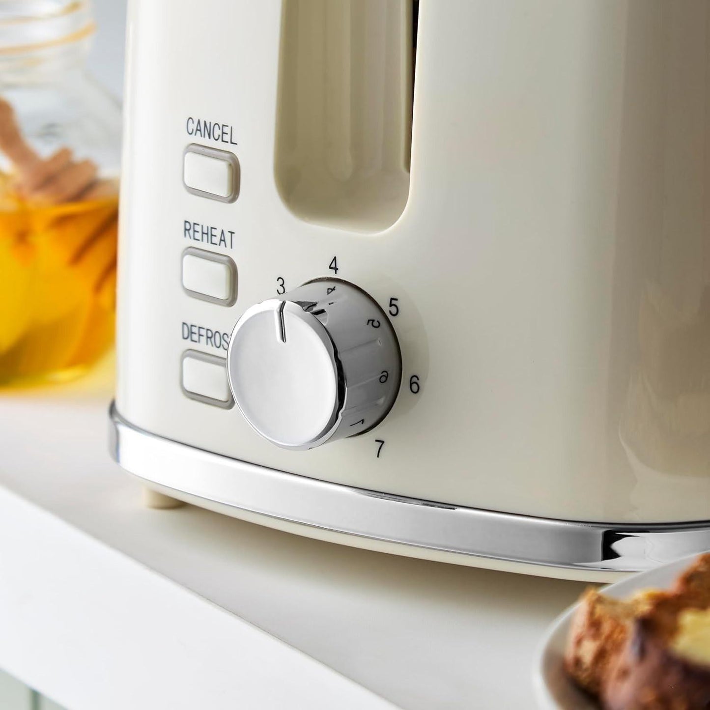 Swan Hexton Kettle & 2 Slice Toaster Kitchen Set (Cream) - Vibe Home