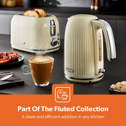 GEEPAS Fluted Kettle GK38068UK-CR (Cream)