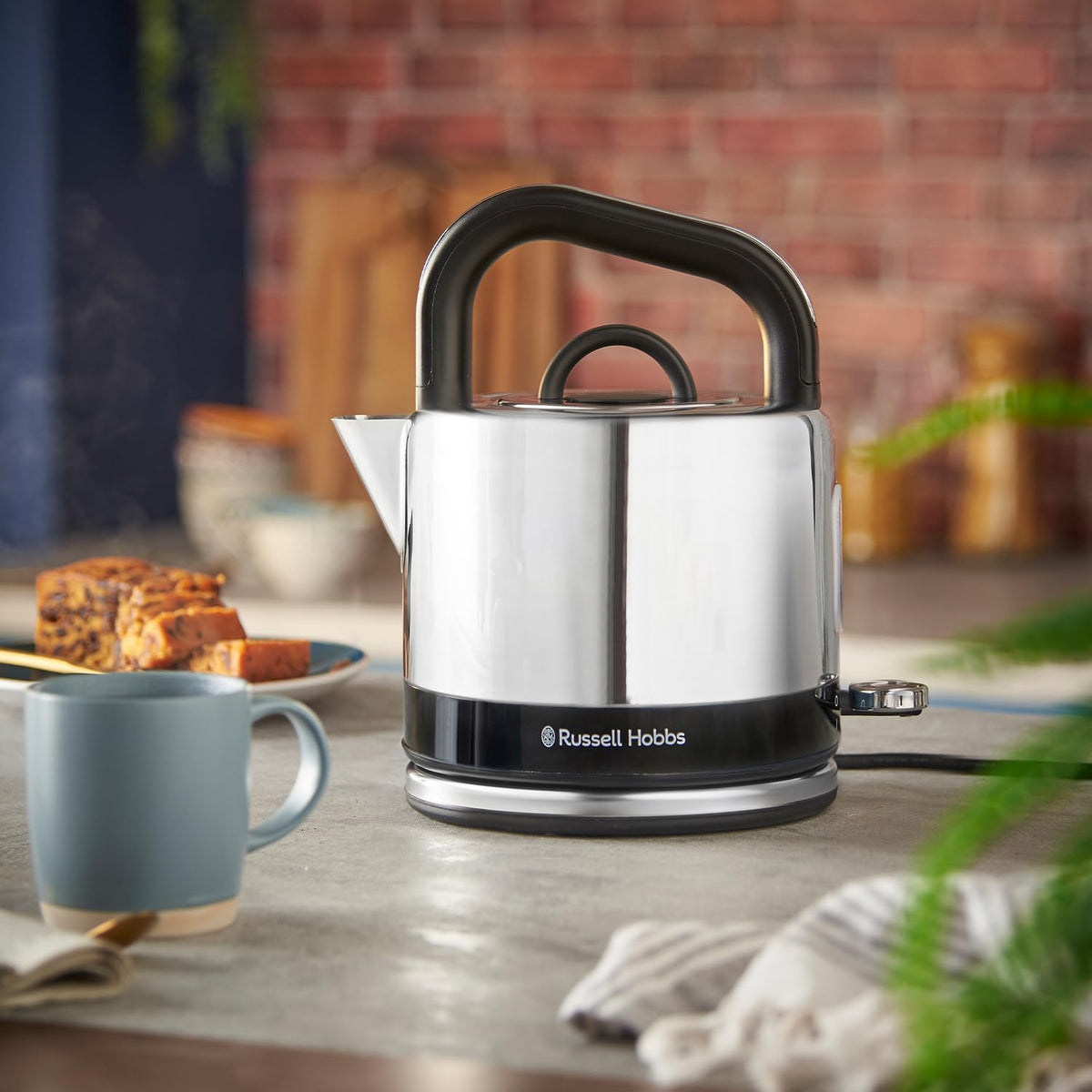 Russell Hobbs Distinctions Pyramid Kettle, 2 Slice Toaster & Microwave Kitchen Set (Black)
