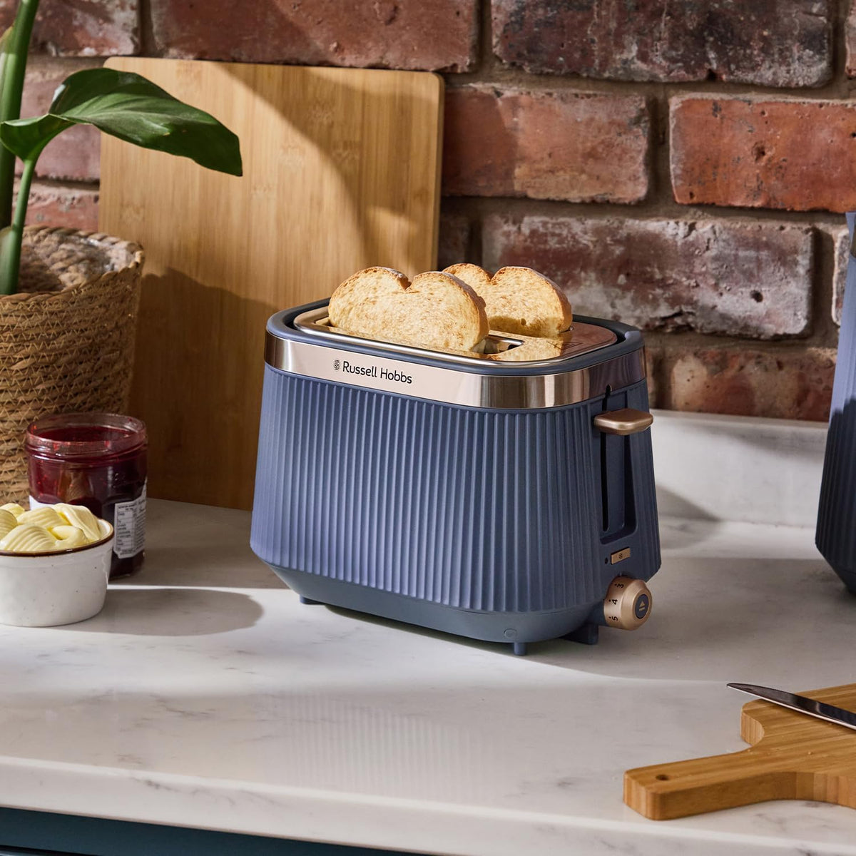 Russell Hobbs Brontë 2 Slice Toaster 26762 (Soft Navy)