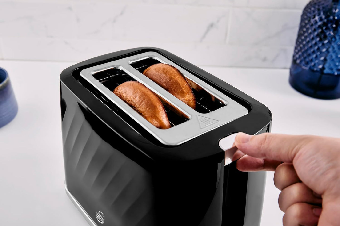 Swan Windsor 2 Slice Toaster ST14071BLK - Black