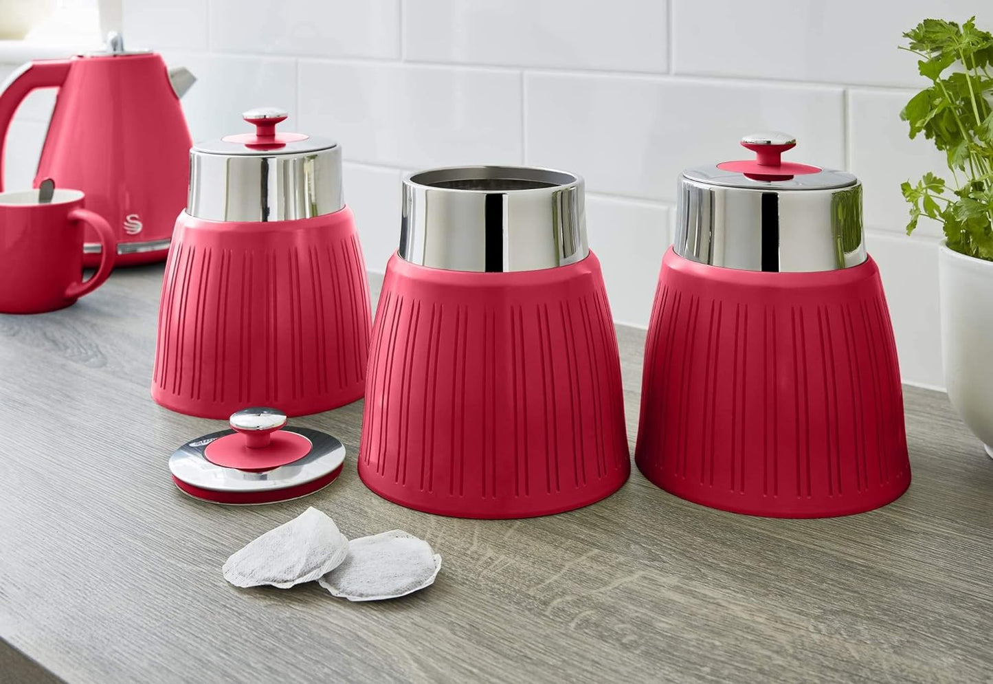 Swan Retro Canister Set Kitchen Canisters SWKA1024RN (Red)