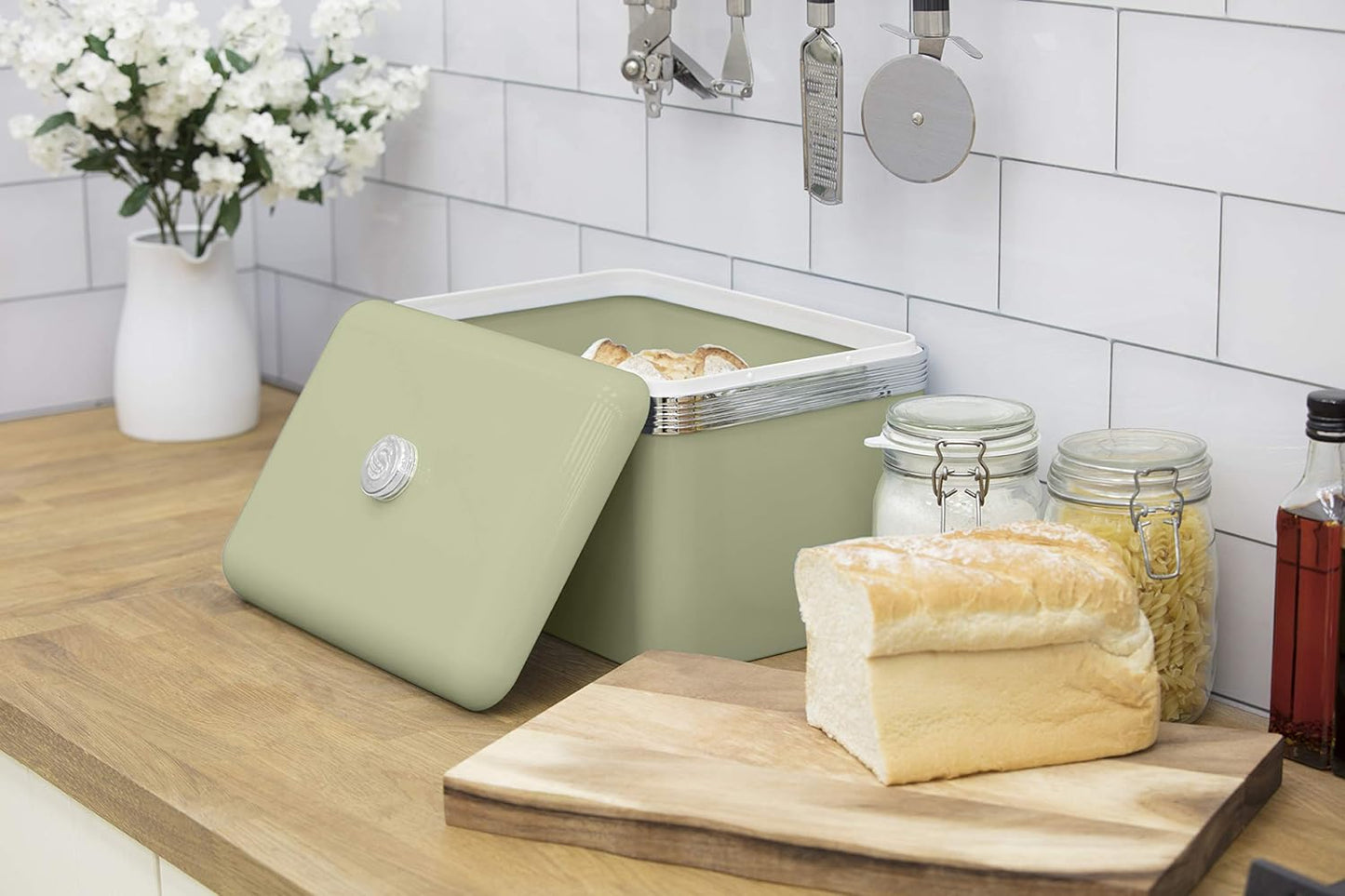 Swan Green Kitchen Set Bread Bin Canisters Towel Pole Mug Tree Retro