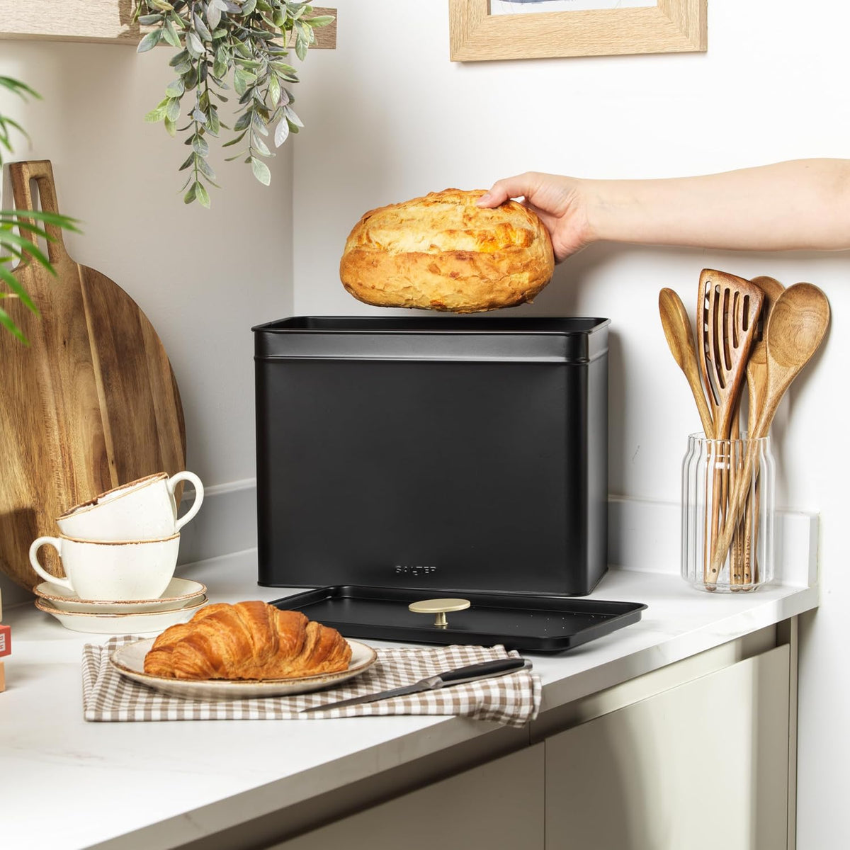 Salter Alchemy Kettle, 4 Slice Toaster, Bread Bin & Canisters Kitchen Set (Black/Gold)