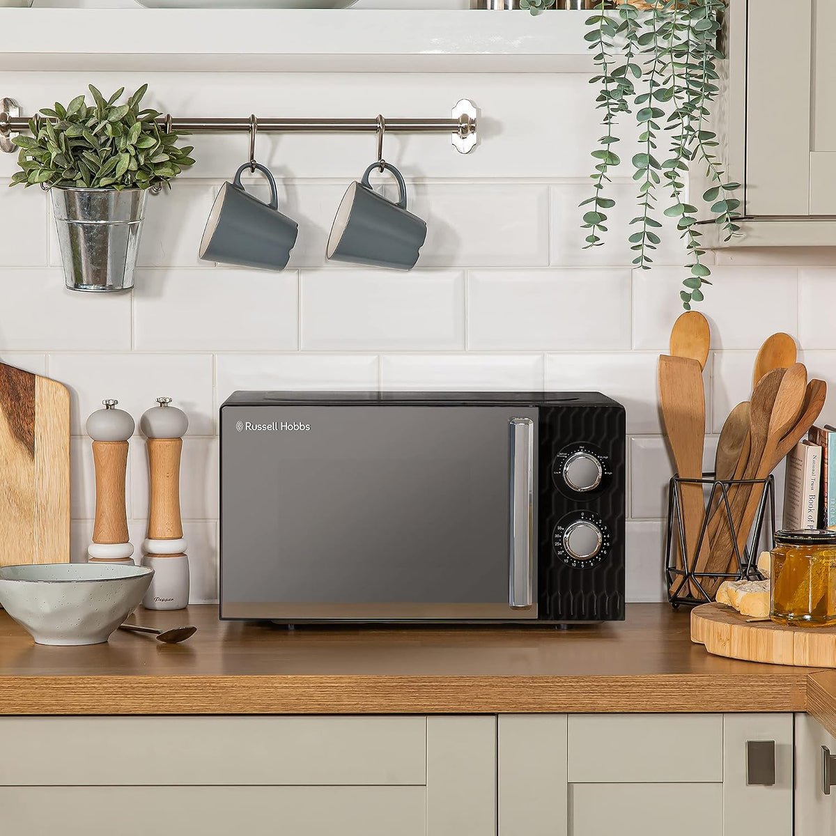 Russell Hobbs Honeycomb 17L 700W Manual Microwave RHMM715B (Black)