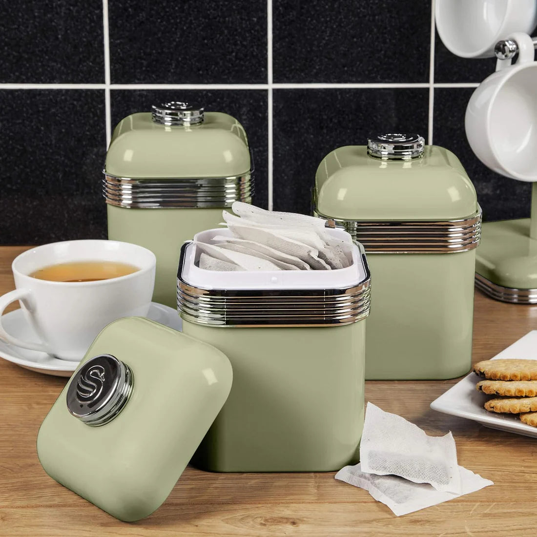 Swan Green Kitchen Set Kettle Toaster Bread Bin Canisters Towel Pole Mug Tree Retro