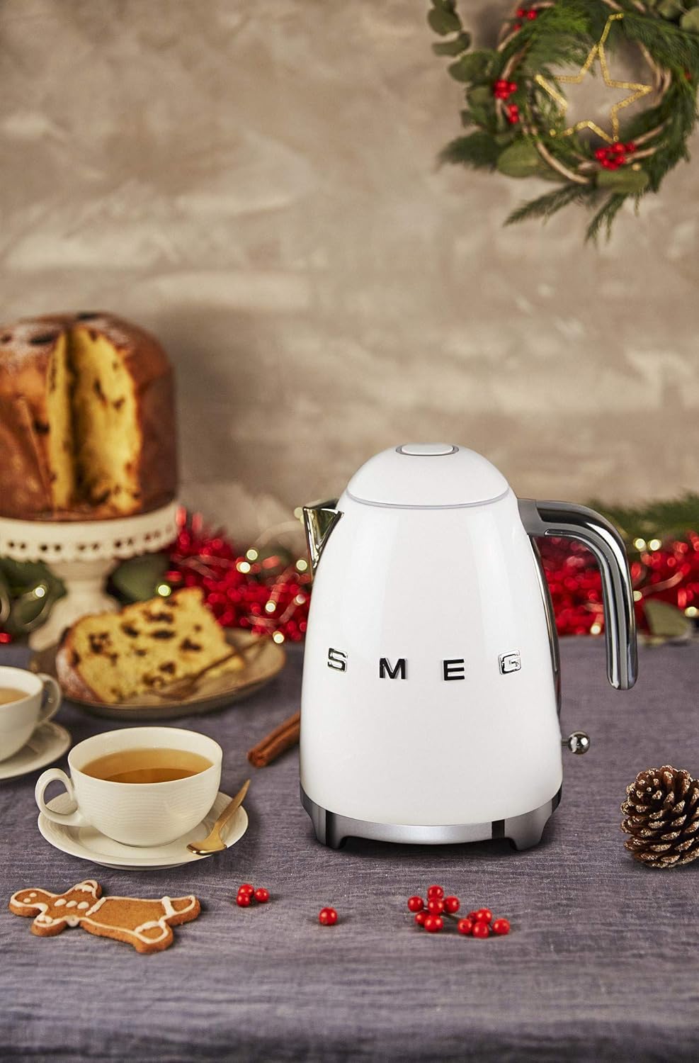 SMEG Retro Style White Kettle Stainless Steel KLF03WHUKSMEG White Kettle & Toaster Set Kitchen Bundle