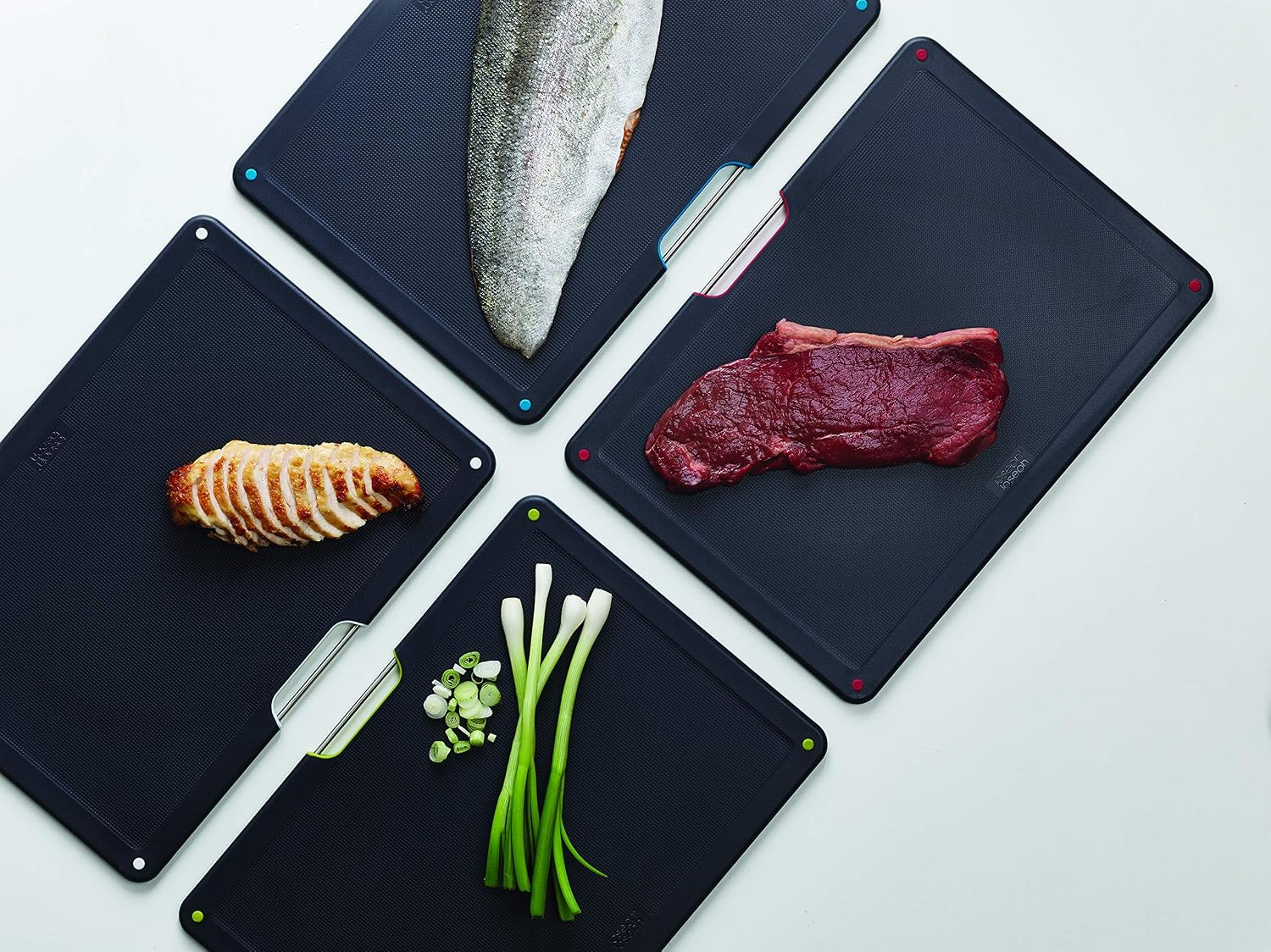 Joseph Joseph Folio 4-Piece Colour-Coded Chopping Board Set, Steel Slimline Case, Large, Carbon Black