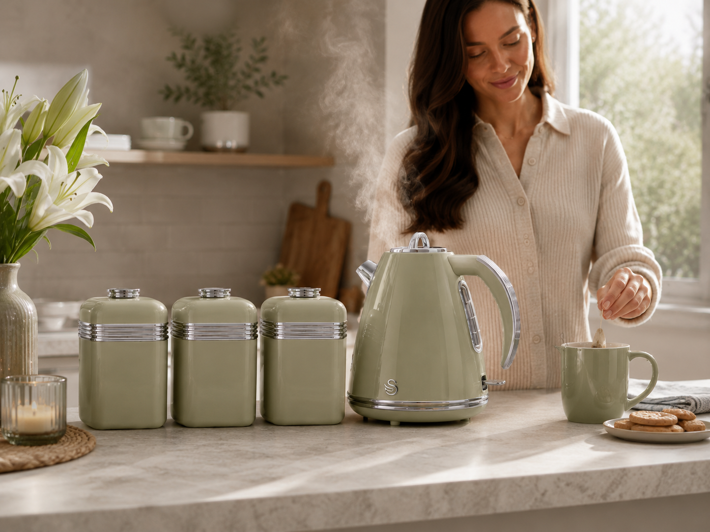 Swan Swan Retro Jug Kettle & Canisters Matching Kitchen Set (Green)