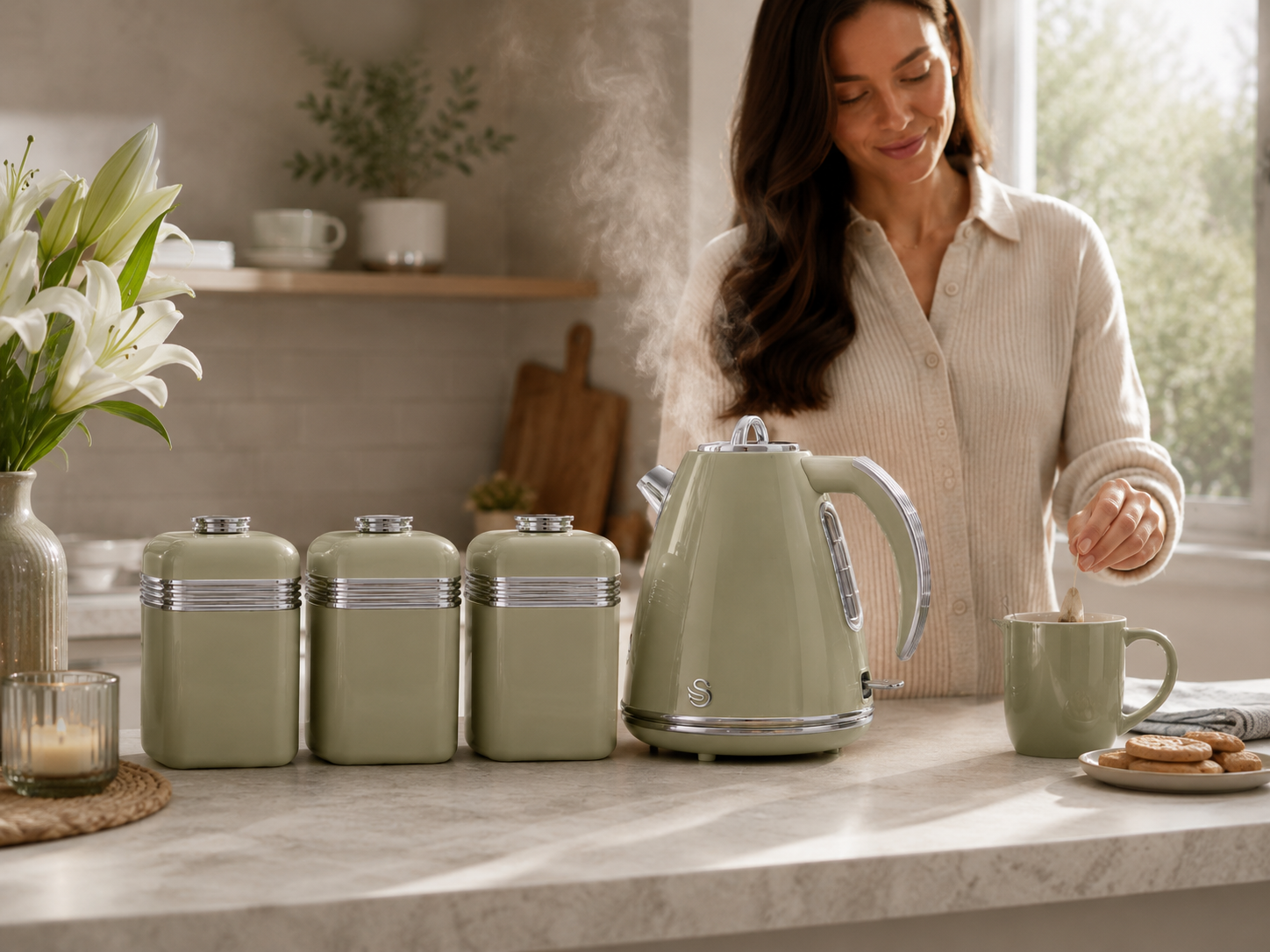 Swan Swan Retro Jug Kettle & Canisters Matching Kitchen Set (Green)