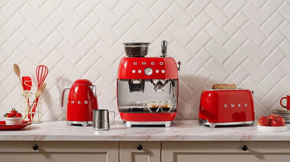 SMEG Retro Kettle Fast Boiling KLF03RDUK (Red)