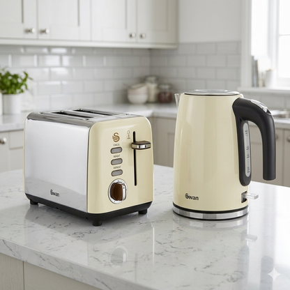 Swan Townhouse Kettle & 2 Slice Toaster Kitchen Set (Cream)