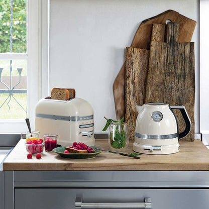 KitchenAid Artisan 2 Slice Toaster 5KMT2204BOB (Onyx Black)