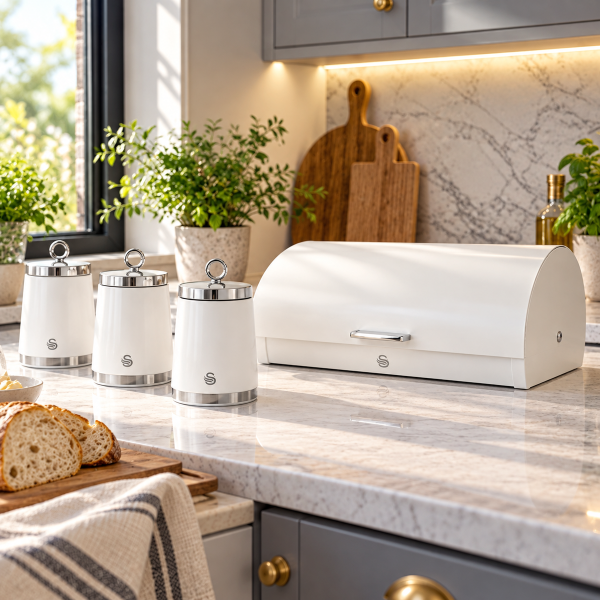 Swan Swan Serenity Bread Bin & Canisters Kitchen Storage Set (White)