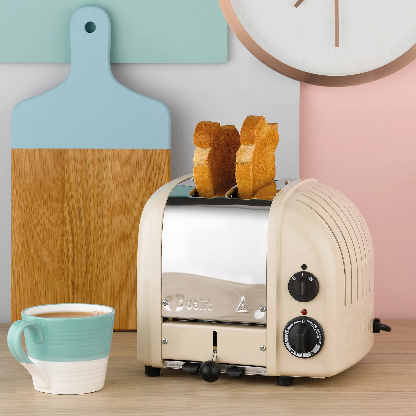 Dualit Classic Kettle & 2 Slice Vario AWS Toaster Kitchen Set (Cream)