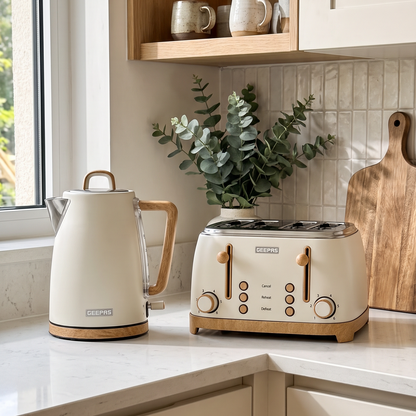 Geepas GEEPAS NordiQ Kettle & 4 Slice Toaster Kitchen Set (Cream)