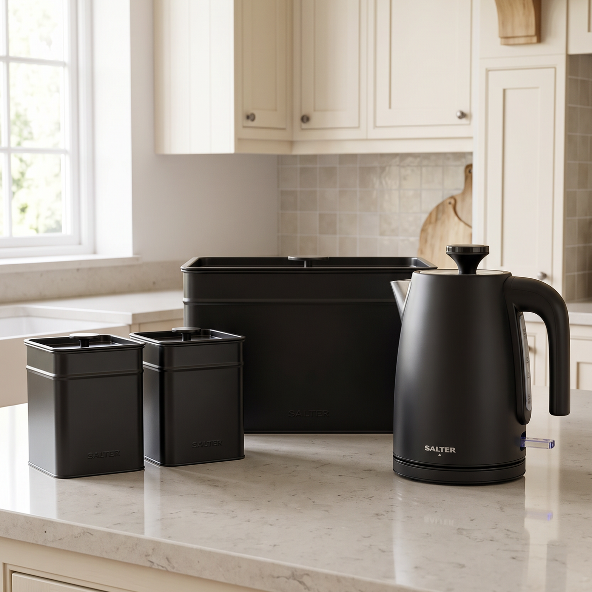 Salter Salter Kuro Kettle, Bread Bin & Canisters Matching Kitchen Set (Matte Black)