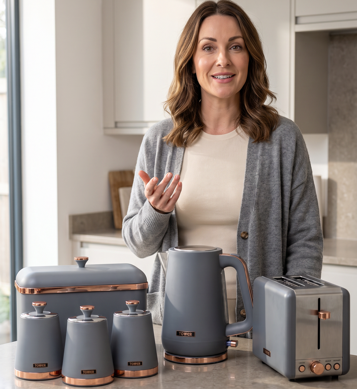Tower Tower Cavaletto Jug Kettle, 2 Slice Toaster, Bread Bin & Canisters Kitchen Set (Grey)