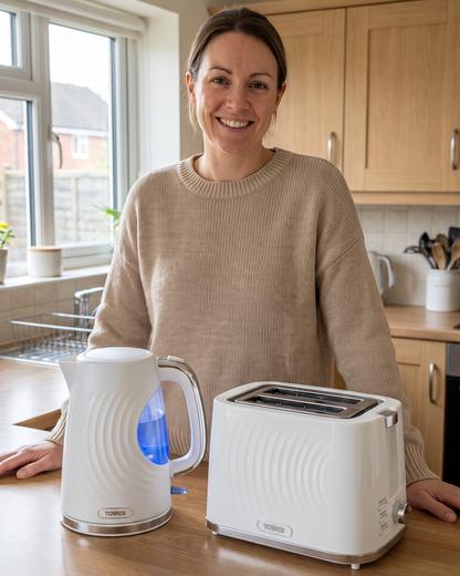 Tower Sonar Kettle & 2 Slice Toaster Kitchen Set (White)