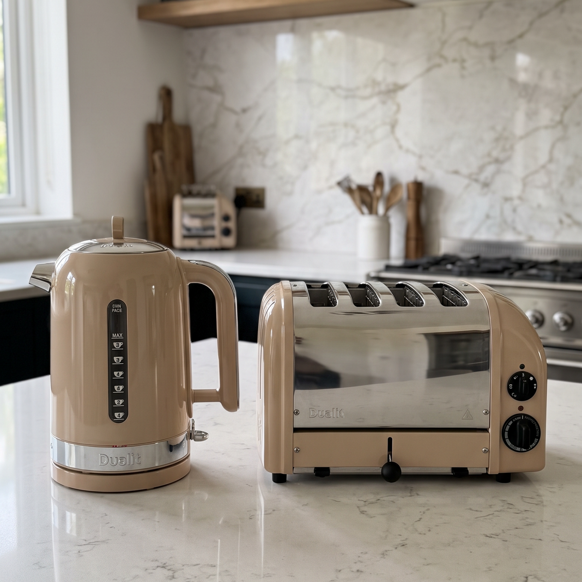 Dualit Dualit Classic Kettle & 4 Slice Vario AWS Toaster Kitchen Set (Sandstone)