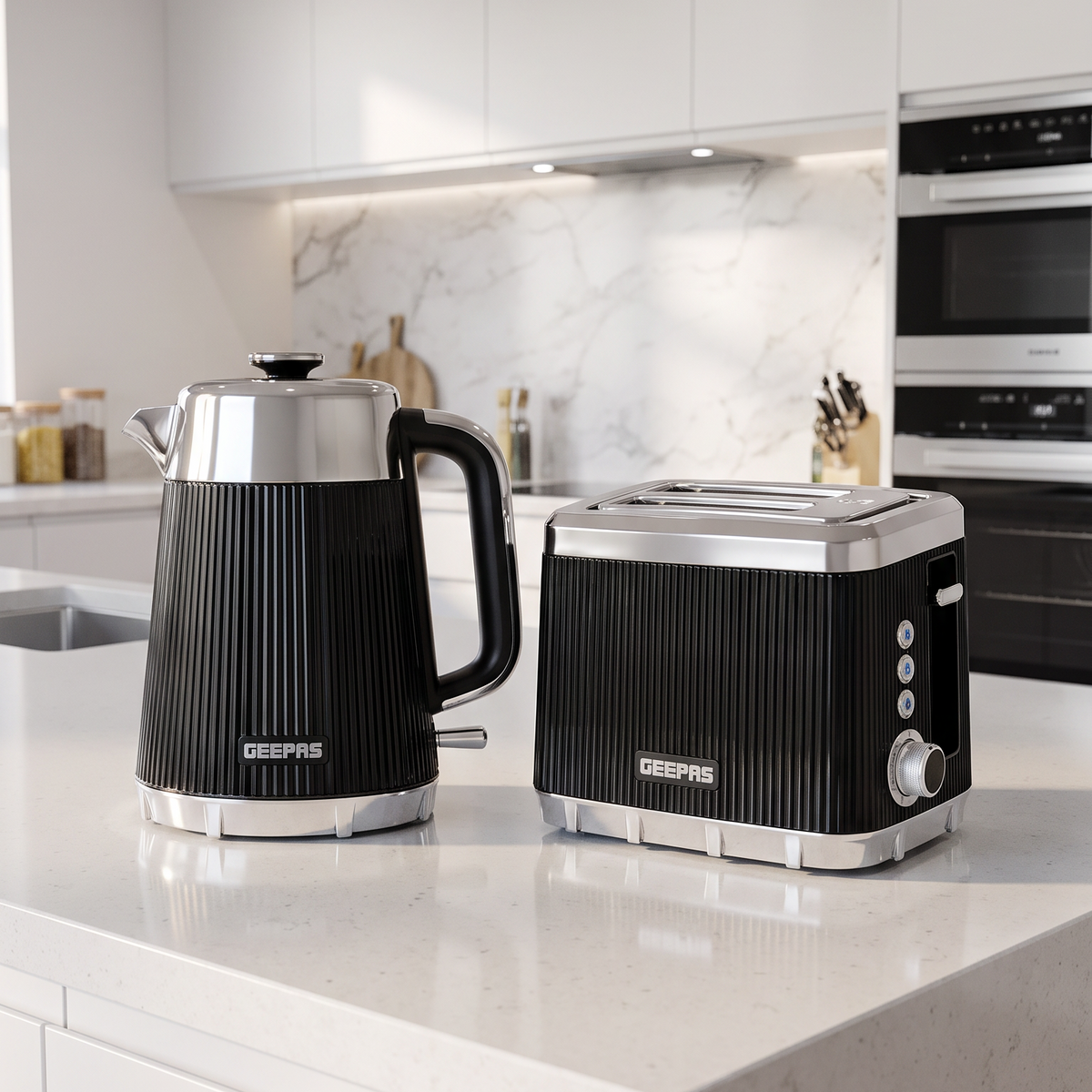 Geepas GEEPAS Arcus Kettle & 2 Slice Toaster Kitchen Set (Black)