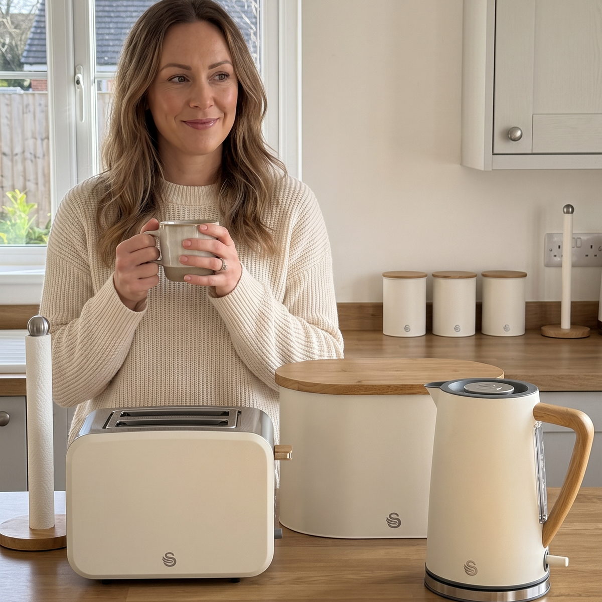 Swan Swan Nordic Kettle, 2 Slice Toaster, Bread Bin, Canisters & Towel Pole Set (Cotton White)