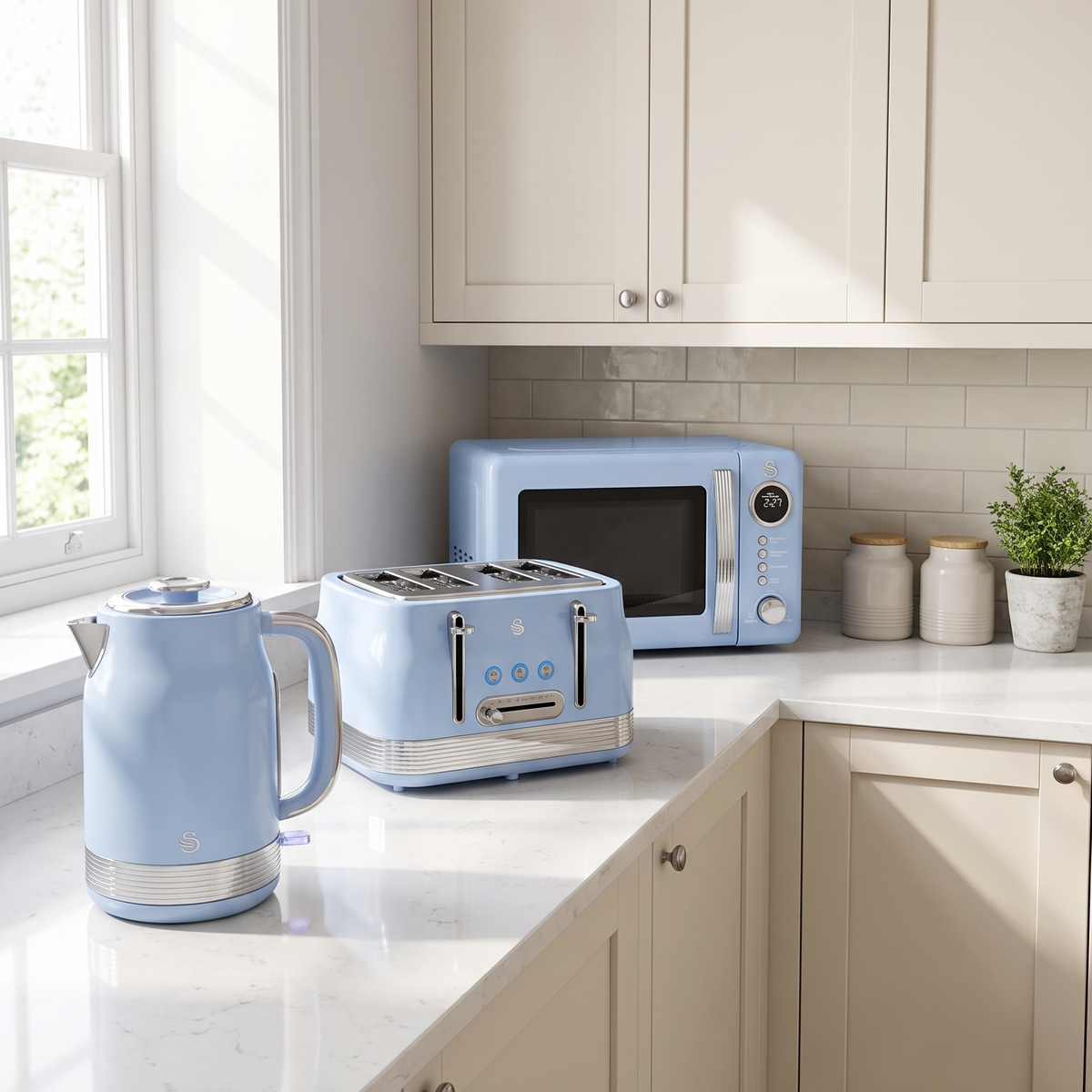 Swan Swan Retro Jug Kettle, 4 Slice Toaster & Microwave Kitchen Set (Blue)
