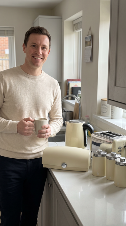 Swan Townhouse Kettle, 2 Slice Toaster, Bread Bin, Canisters Kitchen Set (Cream)