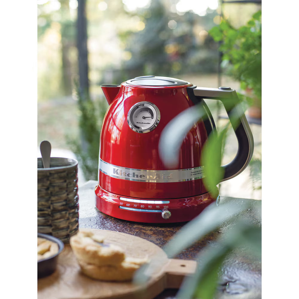 KitchenAid Artisan Kettle & 2 Slice Toaster Kitchen Set (Candy Apple Red).