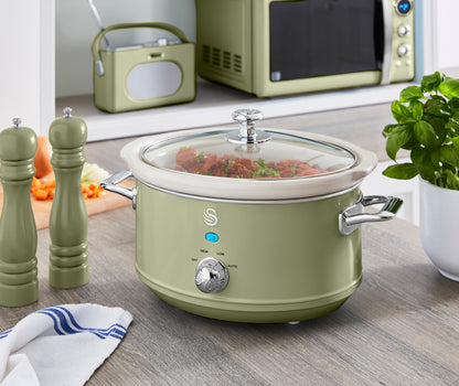 Swan Retro 3.5 Litre Slow Cooker with 3 Temperature Settings SF17021GN (Green)