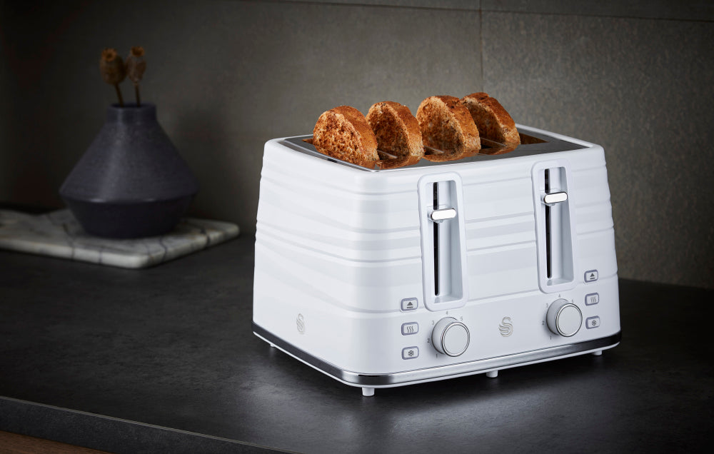 Swan Symphony 4 Slice Toaster ST31054WN (White)