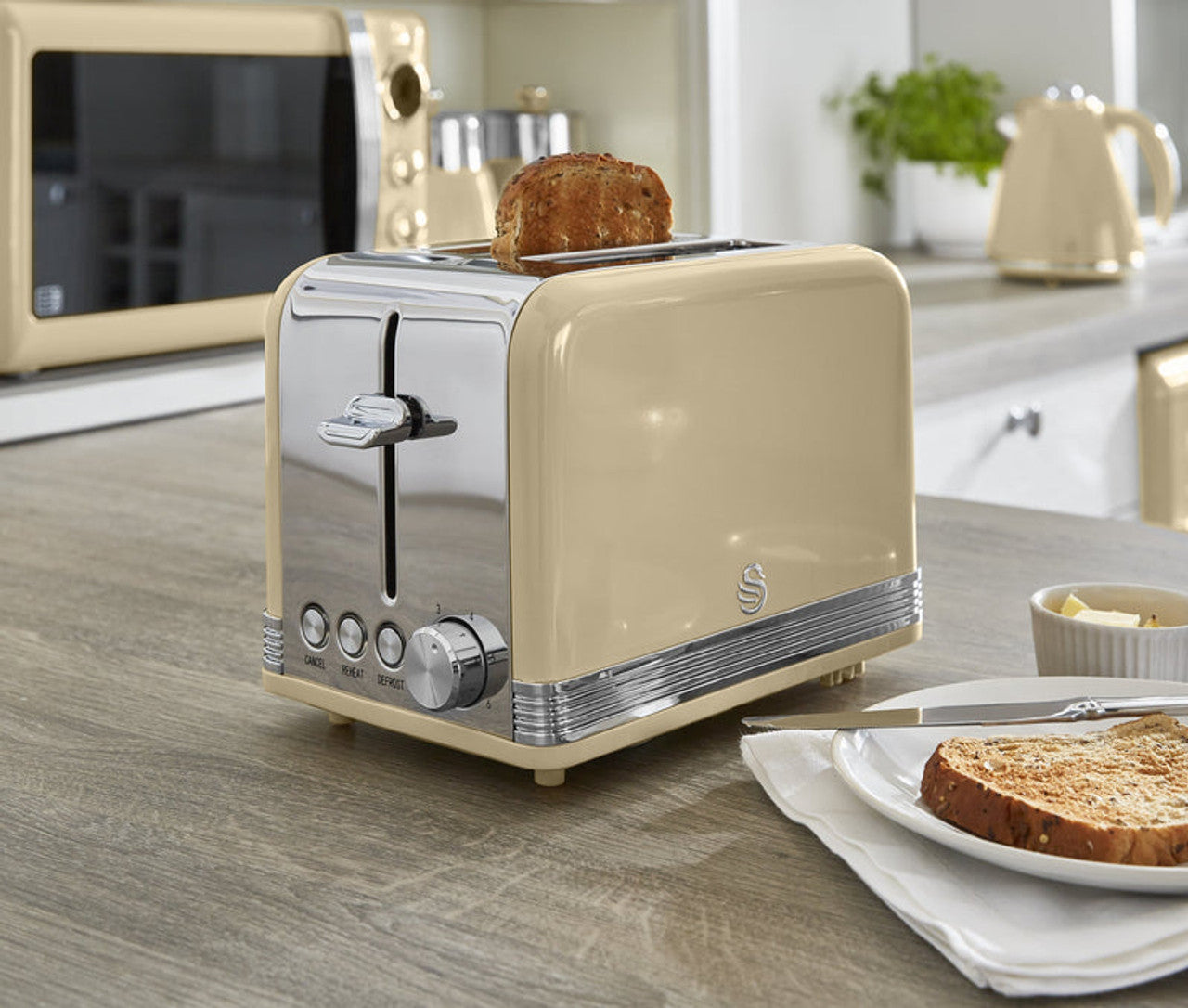 Swan Retro Kettle, 2 Slice Toaster, Bread Bin, Canisters, Mug Tree & Towel Pole Kitchen Set (Cream)