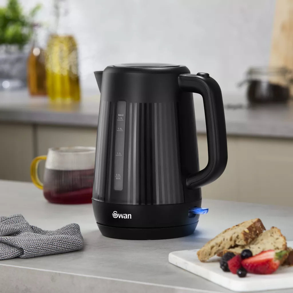 Swan Linea Electric Kettle & 2 Slice Toaster Kitchen Set (Black)