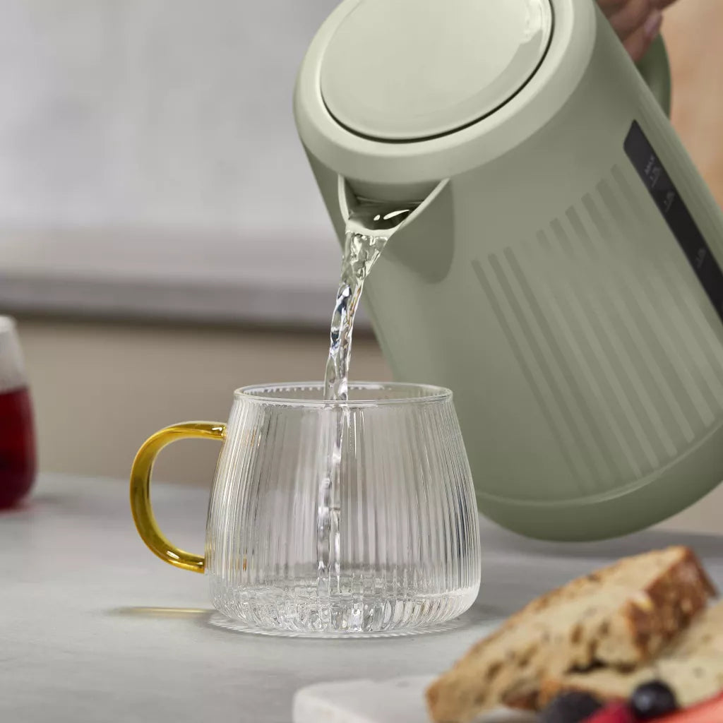 Swan Linea Electric Kettle & 2 Slice Toaster Kitchen Set (Sage Green)
