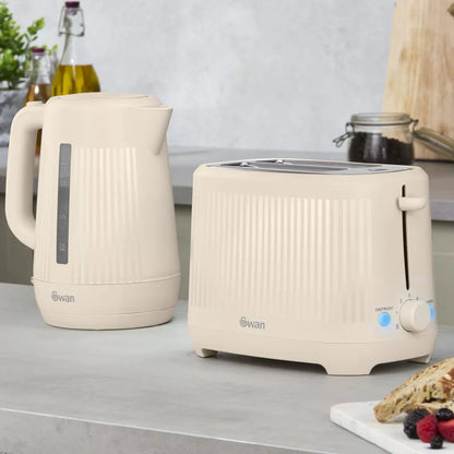 Swan Linea Electric Kettle & 2 Slice Toaster Kitchen Set (Chantilly Cream)