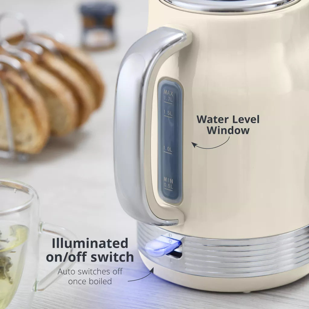 Swan Swan Retro Jug Kettle & 4 Slice Toaster Kitchen Set (Chantilly Cream)