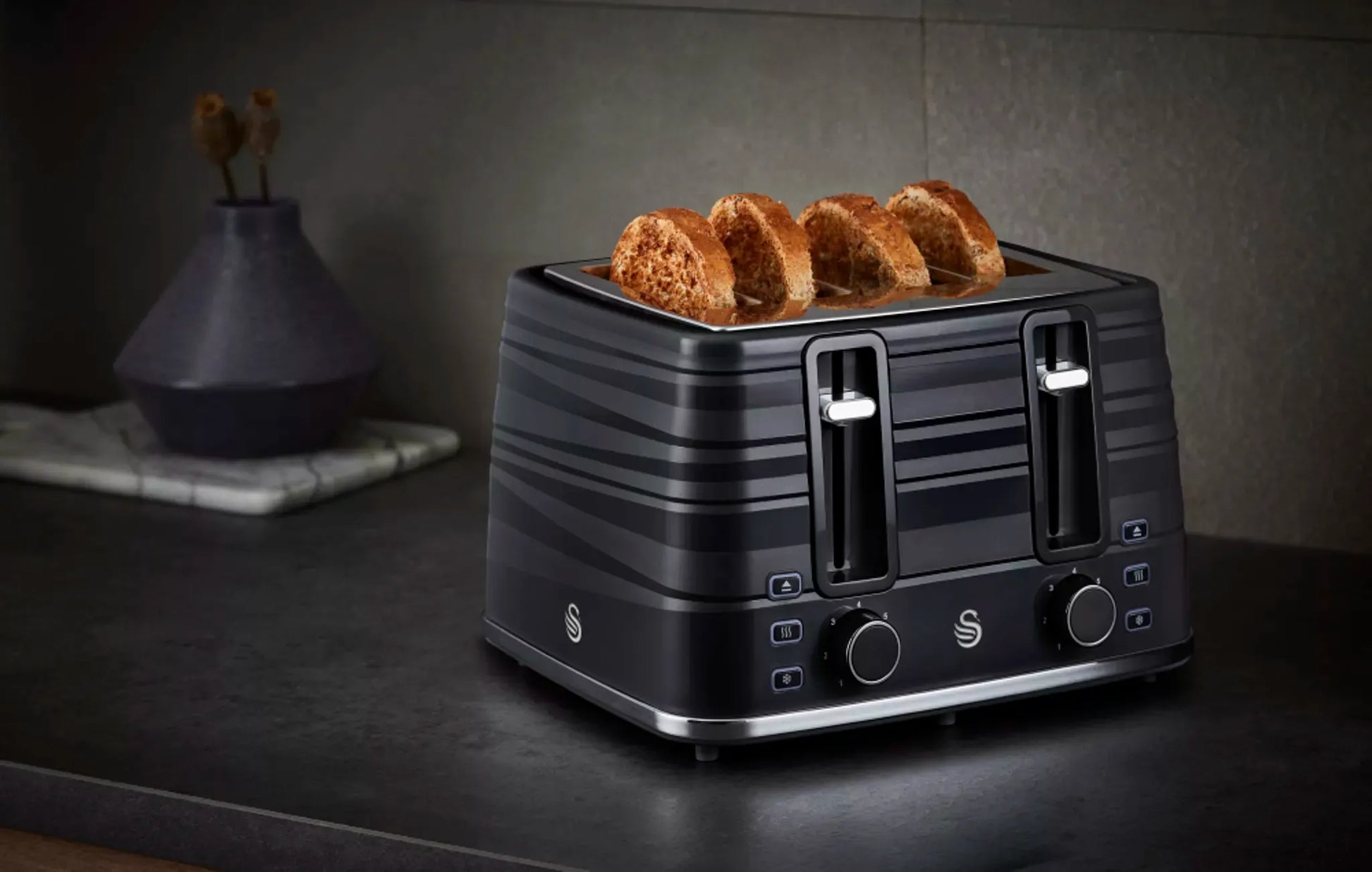 Swan Swan Symphony Kettle & 4 Slice Toaster Kitchen Set (Black)